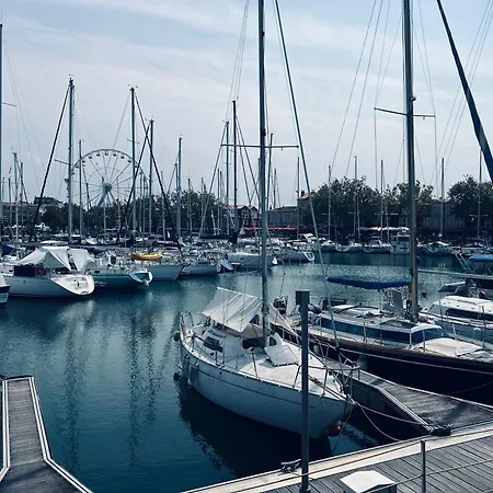 T2 Calme à 2 Pas Du Centre *